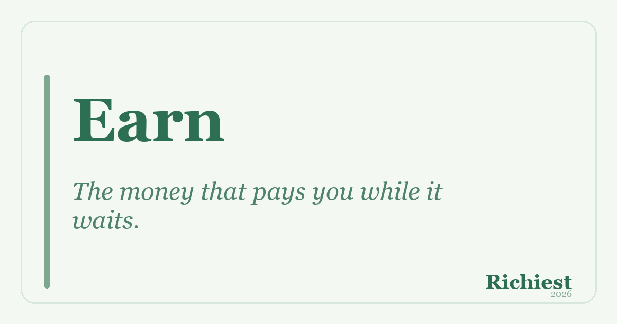 Earn Fund Comparison — SCHD vs VYM vs DGRO